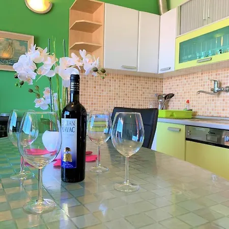 Roko Apartment House Primošten Esterno foto