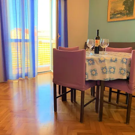Roko Apartment House Primošten Esterno foto